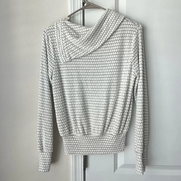 BCX Women’s white Cowlneck long sleeve Sweater SMALL Gray - Picture 2 of 4